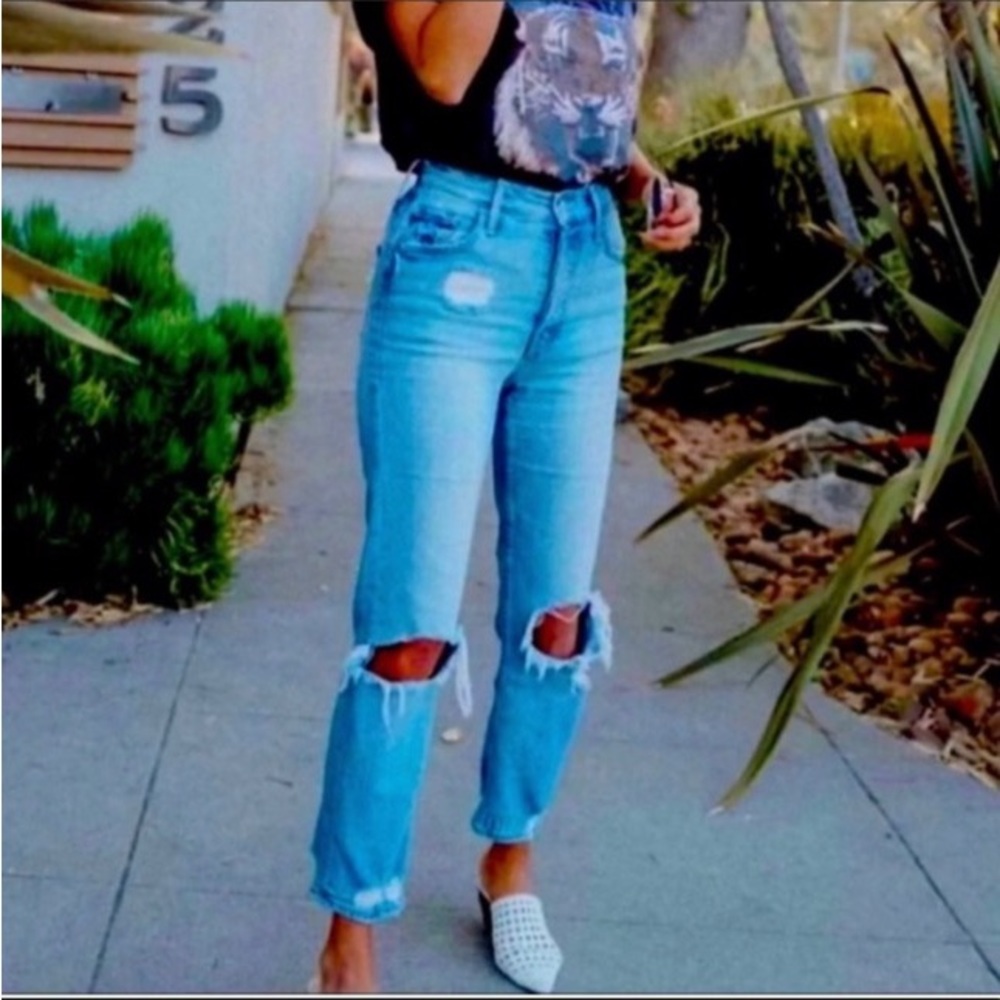 MOTHER  The Tomcat Superior Distressed Jeans 24.